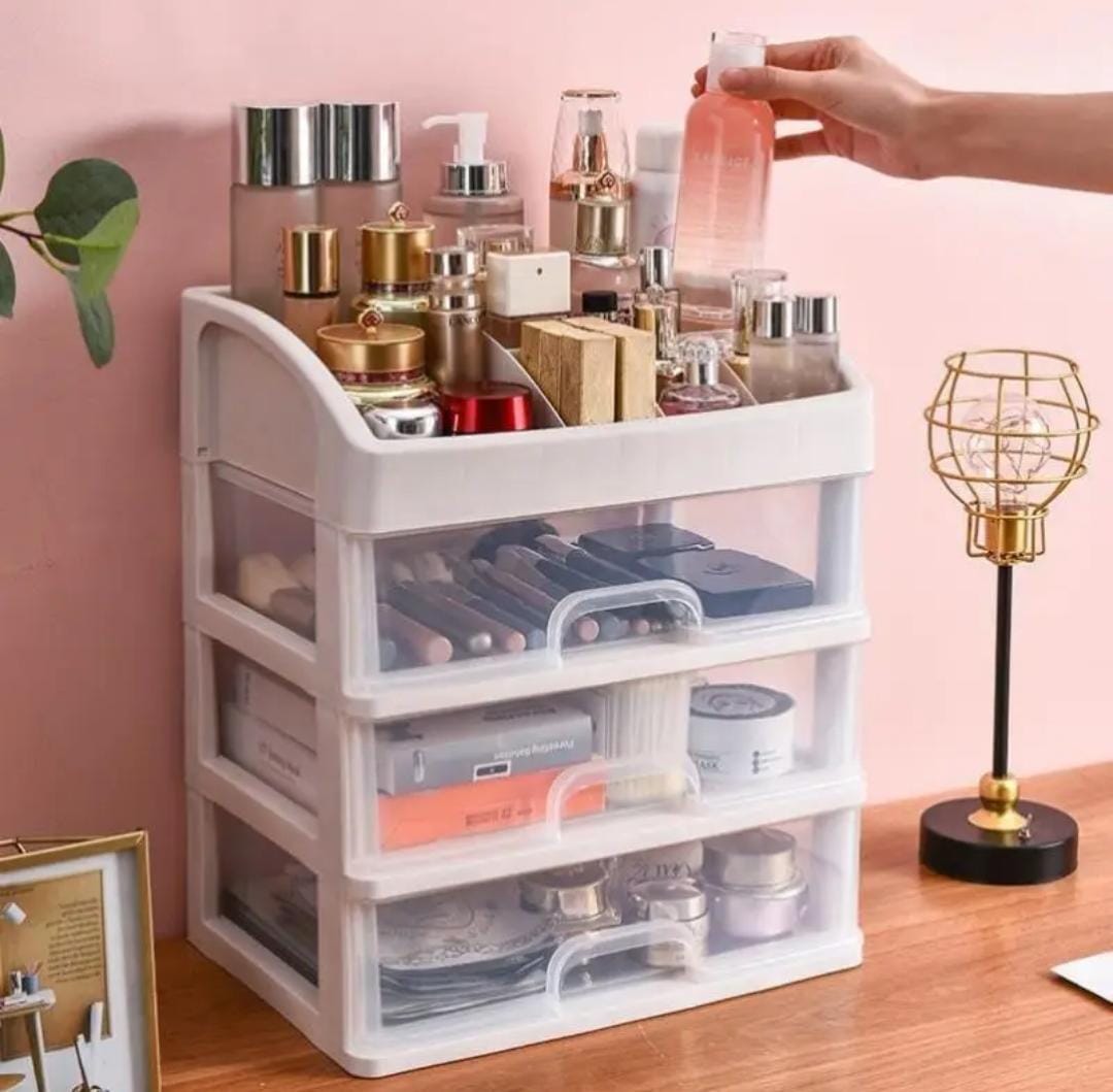 Make up and jewelry organizer