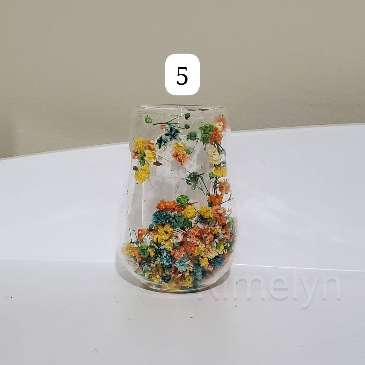 Double glass matte and tea cups floral