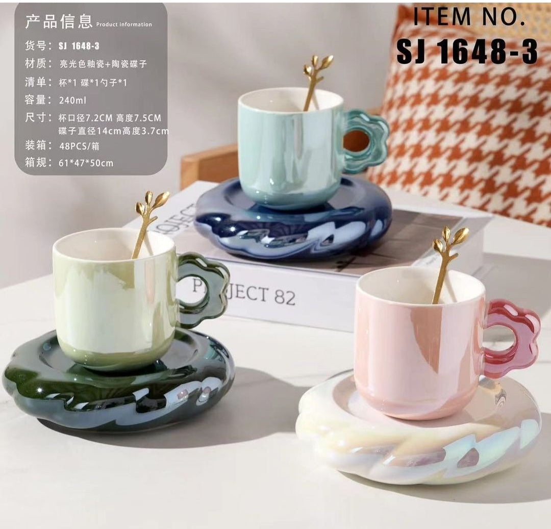 Ceramic mug with plate
