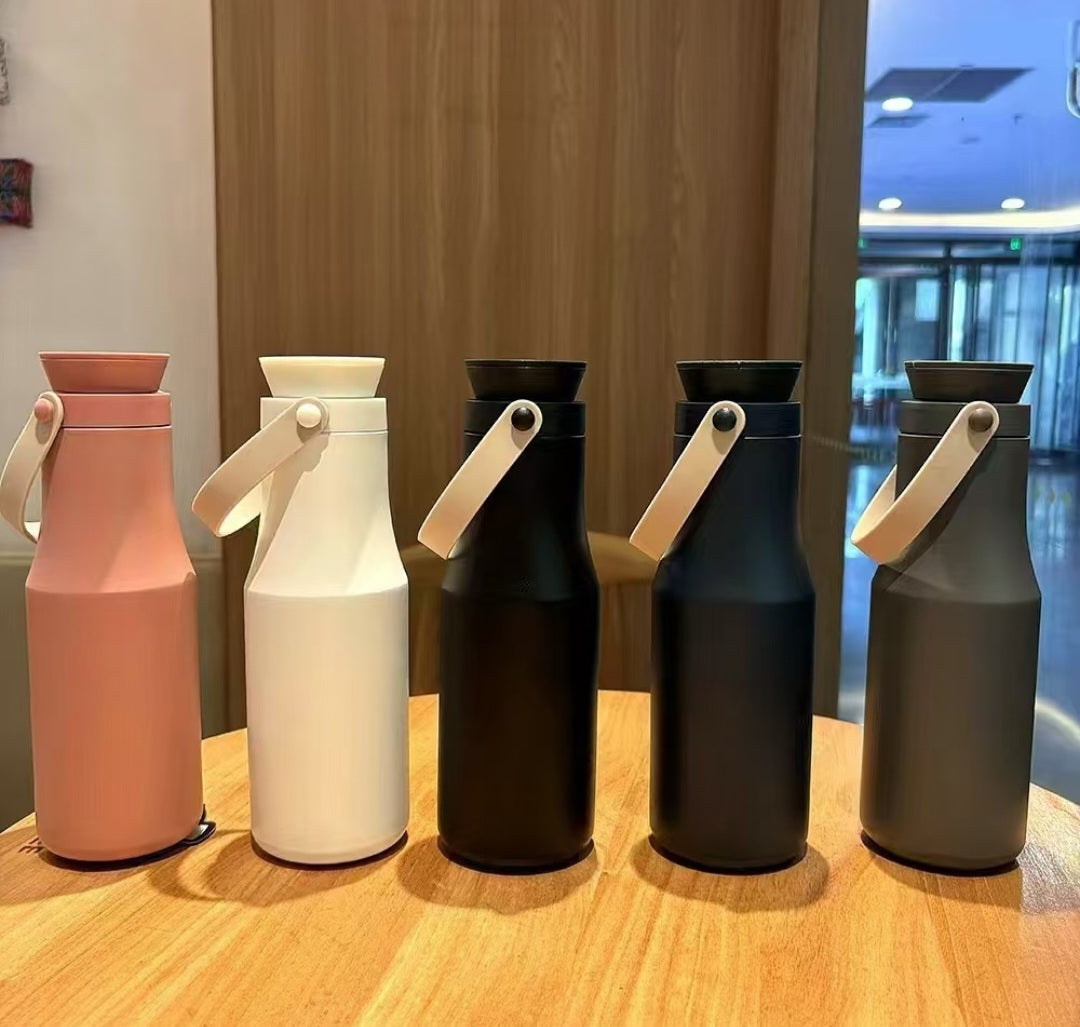 Stainless steel double vacuum insulated thermos