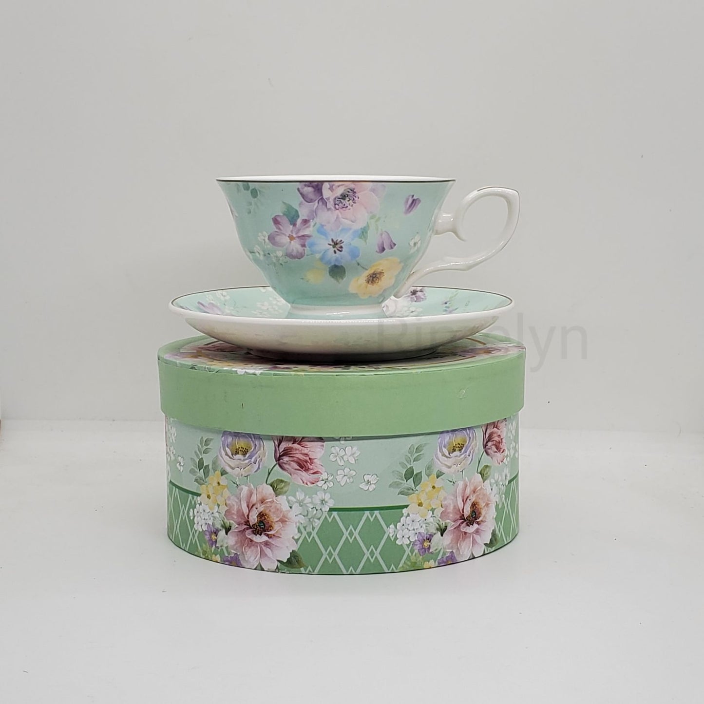 Vintage ceramic mug-9