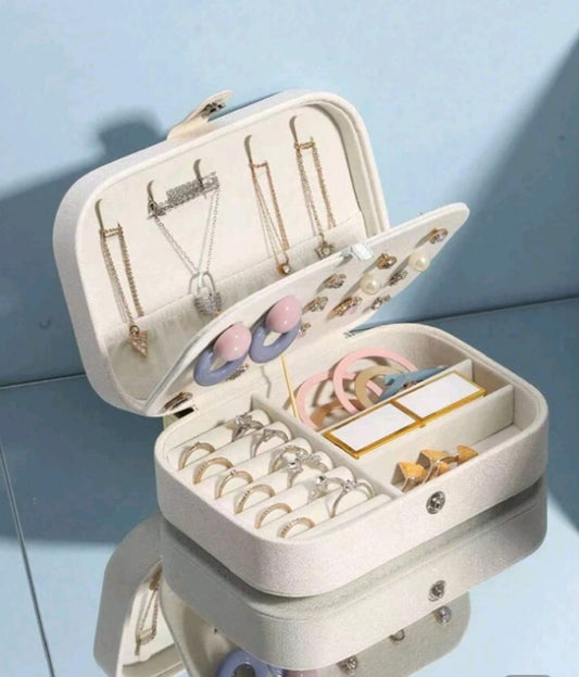 Large jewelry box