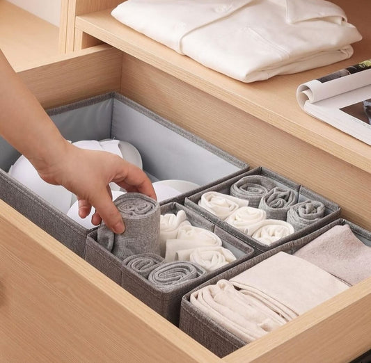 Set of 4 drawer organizers