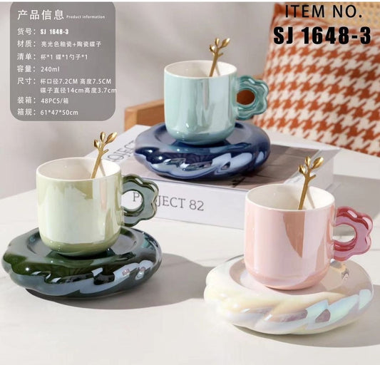 Ceramic mug with plate