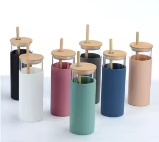 Glass jar with silicone cover